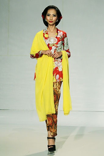 Adjie Notonegoro Its Me. Bazaar Wedding Exhibition 2012 at The Ballroom Ritz-Carlton Pacific Place. Jakarta. [Photo: Mohammad Abduh/Wolipop]