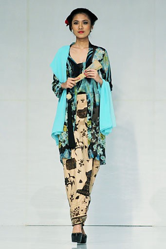 Adjie Notonegoro Its Me. Bazaar Wedding Exhibition 2012 at The Ballroom Ritz-Carlton Pacific Place. Jakarta. [Photo: Mohammad Abduh/Wolipop]