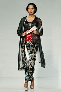 Adjie Notonegoro Its Me. Bazaar Wedding Exhibition 2012 at The Ballroom Ritz-Carlton Pacific Place. Jakarta. [Photo: Mohammad Abduh/Wolipop]