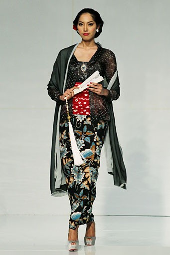 Adjie Notonegoro Its Me. Bazaar Wedding Exhibition 2012 at The Ballroom Ritz-Carlton Pacific Place. Jakarta. [Photo: Mohammad Abduh/Wolipop]