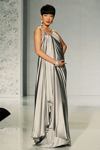 Adjie Notonegoro Its Me. Bazaar Wedding Exhibition 2012 at The Ballroom Ritz-Carlton Pacific Place. Jakarta. [Photo: Mohammad Abduh/Wolipop]