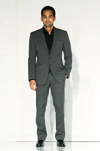 Adjie Notonegoro Its Me. Bazaar Wedding Exhibition 2012 at The Ballroom Ritz-Carlton Pacific Place. Jakarta. [Photo: Mohammad Abduh/Wolipop]