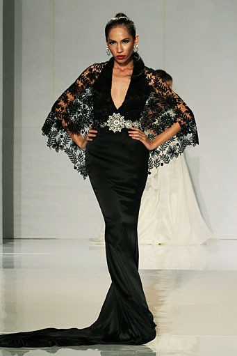 Adjie Notonegoro Its Me. Bazaar Wedding Exhibition 2012 at The Ballroom Ritz-Carlton Pacific Place. Jakarta. [Photo: Mohammad Abduh/Wolipop]