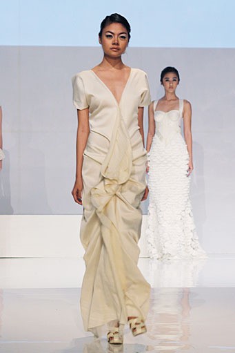 Jeffry Tan Special Celebration 2012 Collection. Bazaar Wedding Exhibition 2012 at The Ballroom Ritz-Carlton. Pacific Place. Jakarta. [Foto: Mohammad Abduh/Wolipop]