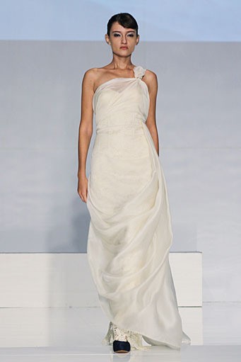 Jeffry Tan Special Celebration 2012 Collection. Bazaar Wedding Exhibition 2012 at The Ballroom Ritz-Carlton. Pacific Place. Jakarta. [Foto: Mohammad Abduh/Wolipop]