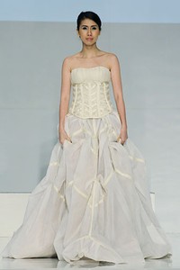 Jeffry Tan Special Celebration 2012 Collection. Bazaar Wedding Exhibition 2012 at The Ballroom Ritz-Carlton. Pacific Place. Jakarta. [Foto: Mohammad Abduh/Wolipop]