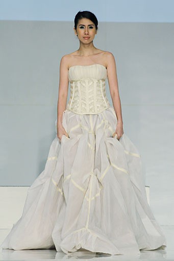 Jeffry Tan Special Celebration 2012 Collection. Bazaar Wedding Exhibition 2012 at The Ballroom Ritz-Carlton. Pacific Place. Jakarta. [Foto: Mohammad Abduh/Wolipop]