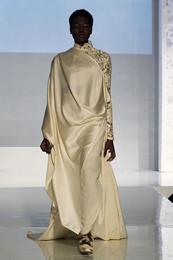 Jeffry Tan Special Celebration 2012 Collection. Bazaar Wedding Exhibition 2012 at The Ballroom Ritz-Carlton. Pacific Place. Jakarta. [Foto: Mohammad Abduh/Wolipop]