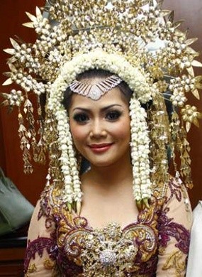 Kristina Akui Tahun Depan Akan Menikah, Tapi Bukan dengan Tomtom