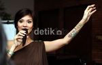 Diputus Juna, Aline Adita Makin Cantik