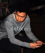 Inikah Pacar Agnes Monica?