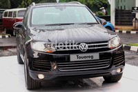 Volkswagen yang merupakan pabrikan mobil asal Jerman mengatakan meski Caravelle bermain di kelas Multi Purpose Vehicle (MPV) dan Touareg bermain di kelas Sport Utility Vehicle (SUV), namun keduanya tetap mampu memenuhi keinginan kalangan bisnis yang ingin mobil berperforma tinggi.