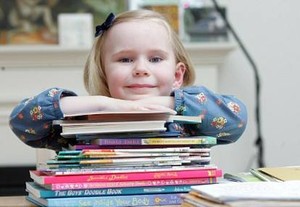 Balita Genius yang Punya IQ Hampir Menyamai Albert Einstein