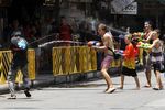 Crott..Asyiknya Bermain Pistol Air di Bangkok