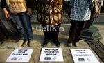 Foke Diminta Kembalikan Fungsi Trotoar
