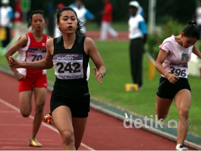 Naifatul Aini, Ratu Sprinter Junior 100 Meter