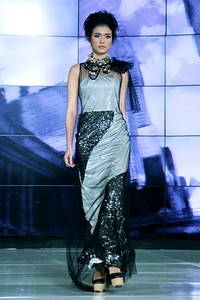 Ronald V. Gaghana Noir et Blanc. The Ultimate Style. Fashion Nation 2012 for Audi Fashion Sixth Nation at Senayan City. Jakarta. [Foto: Mohammad Abduh/Wolipop]