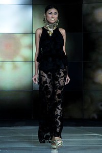 Sapto Djojokartiko Noir et Blanc The Ultimate Style. Fashion Nation 2012 for Audi Fashion Sixth Nation at Senayan City. Jakarta. [Foto: Mohammad Abduh/Wolipop]