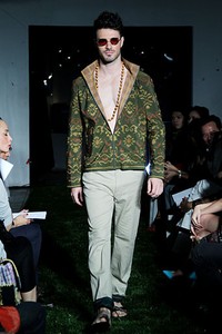 Didiet Maulana Tropical Painting. Ikat Indonesia Pour Homme. SCBD Lot. 14 Sudirman. Jakarta. [Fot: Mohammad Abduh/Wolipop]