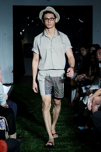 Didiet Maulana Tropical Painting. Ikat Indonesia Pour Homme. SCBD Lot. 14 Sudirman. Jakarta. [Fot: Mohammad Abduh/Wolipop]