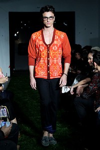 Didiet Maulana Tropical Painting. Ikat Indonesia Pour Homme. SCBD Lot. 14 Sudirman. Jakarta. [Fot: Mohammad Abduh/Wolipop]