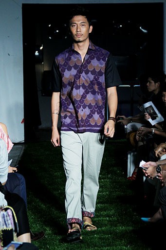 Didiet Maulana Tropical Painting. Ikat Indonesia Pour Homme. SCBD Lot. 14 Sudirman. Jakarta. [Fot: Mohammad Abduh/Wolipop]