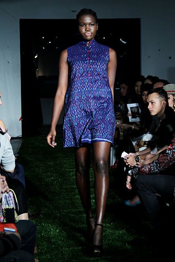 Didiet Maulana Tropical Painting. Ikat Indonesia Pour Homme. SCBD Lot. 14 Sudirman. Jakarta. [Fot: Mohammad Abduh/Wolipop]