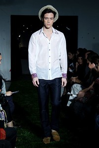 Didiet Maulana Tropical Painting. Ikat Indonesia Pour Homme. SCBD Lot. 14 Sudirman. Jakarta. [Fot: Mohammad Abduh/Wolipop]