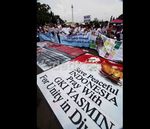Diusir dari Gereja, Umat Kristiani Beribadah di Istana