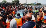 Pakai Caping, Dahlan Iskan Tawarkan e-Toll Card