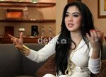 Gaya Bling-bling Syahrani