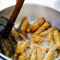 BPOM: Tak Ada Gorengan Mengandung Plastik, Tapi Boraks Tambah Banyak