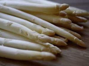 Asparagus Putih Lancarkan Pencernaan