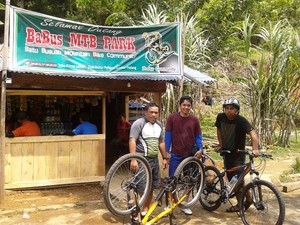 Gowes ke pinggiran kota Padang? Lets Action 