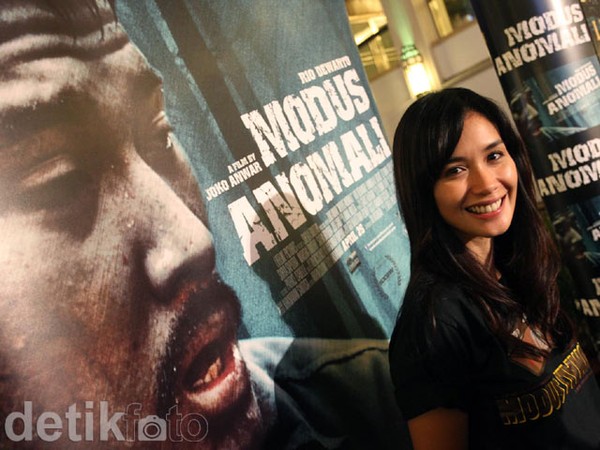 Marsha Timothy Total di Film Modus Anomali