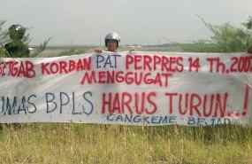 Warga Korban Lumpur Lapindo Kembali Duduki Tanggul