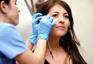 Calon Pengantin Makan Lewat Hidung Biar Cepat Kurus