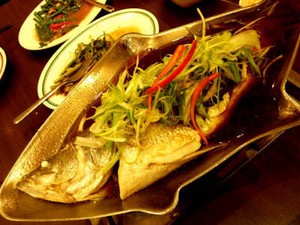 Mencicipi Hong Kong-style Seafood di Bangkok
