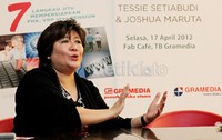 Kedua, memastikan masa pensiun dilalui dengan gaya hidup sehat dan hubungan harmonis dengan keluarga. Ia menyarankan untuk mengambil asuransi kesehatan sejak dini. Ketiga, mulai memilih pilihan karir untuk mengisi masa pensiun yang sesuai minat, kesenangan dan hobi.