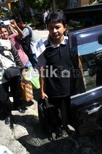 Rekontruksi Kasus Suap PON di Riau