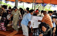 Ibunda Tere dimakamkan di TPU Tanah Kusir, Jakarta Selatan. (Jenas).