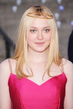 Si Pinky Dakota Fanning