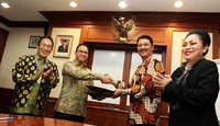 Nantinya, konsorsium tersebut akan membangun fasilitas transportasi gas dari Pulau Pemping ke Pulau Batam. Fasilitas itu didesain dengan kapasitas angkut sebesar 55 bbtud dengan diameter 16 inch dan panjang sekitar 15 km untuk mengalirkan gas Natuna Barat ke Pulau Batam. (Agus Trimukti/Humas PLN Kantor Pusat).