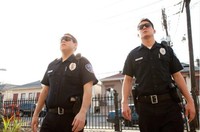 Tatum dan Hill berseragam polisi. (Sony Pictures)