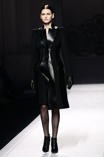 Alberta Ferretti, Fall/Winter 2012. Milan Fashion Week 2012. [Photo by Vittorio Zunino Celotto/Getty Images]