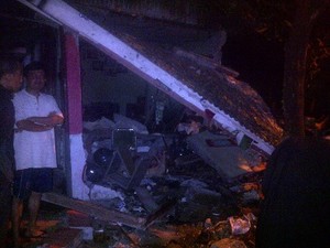 Airbag Mobil BMW Terbuka, Wanita Bertato Bunga Hanya Lecet