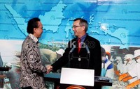 Indonesia-AS juga sepakat untuk mempertajam penanggulangan kerusakan lingkungan, penanganan bencana alam, pengelolaan perikanan berkelanjutan, dan adaptasi perubahan.