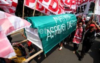 Pembatasan minimal 3,5 persen tersebut menurut ke-22 partai menjadi ancaman keberlangsungan demokrasi. Sebab, partai besar akan semakin besar, sementara yang kecil making hilang.
