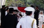 Mantan Pangkopkamtib Sudomo Dimakamkan