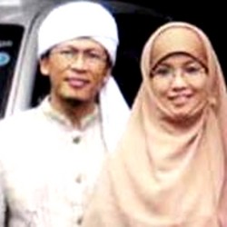 Aa Gym Nikahi Lagi Teh Ninih, Teh Rini Mantap Dipoligami